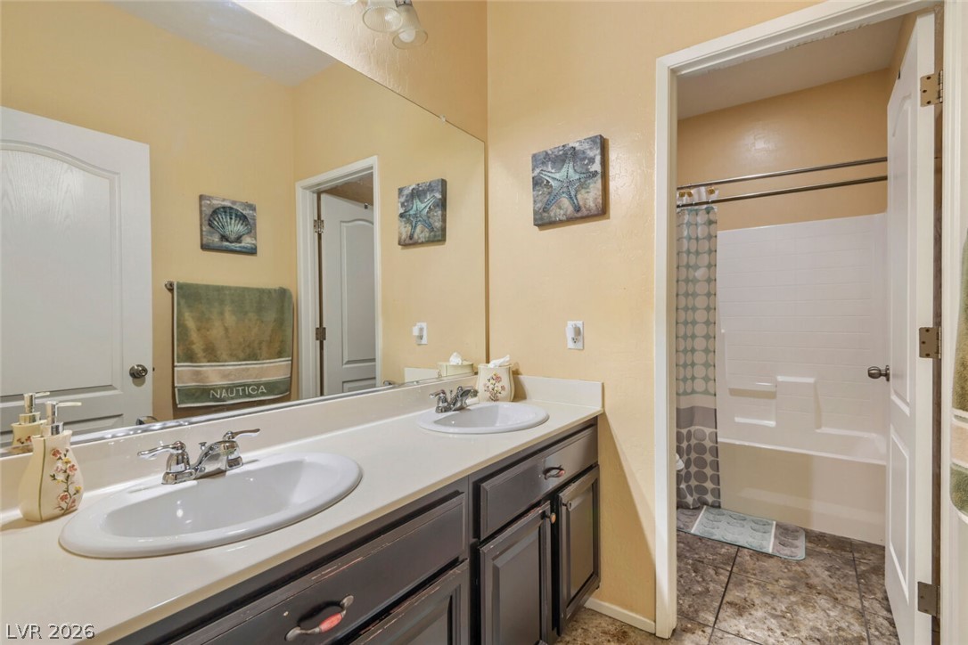 3920 Ropers Ranch Street Property Photo 22