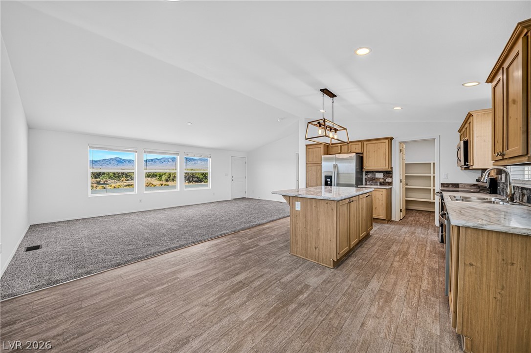 381 East Pechstein Road Property Photo 27