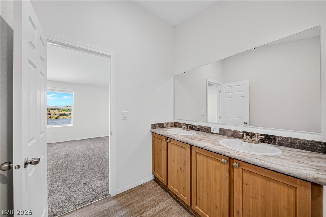 381 East Pechstein Road Property Photo 41