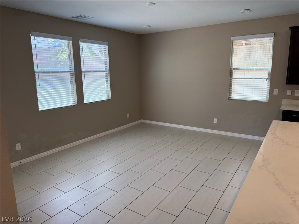 921 Riverlawn Place Property Photo 5
