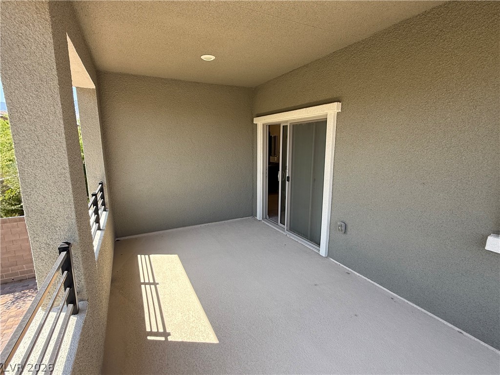 921 Riverlawn Place Property Photo 17