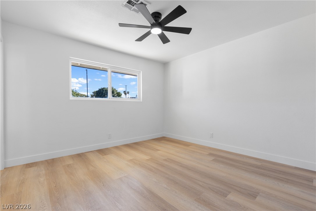 5900 Carmen Boulevard Property Photo 10