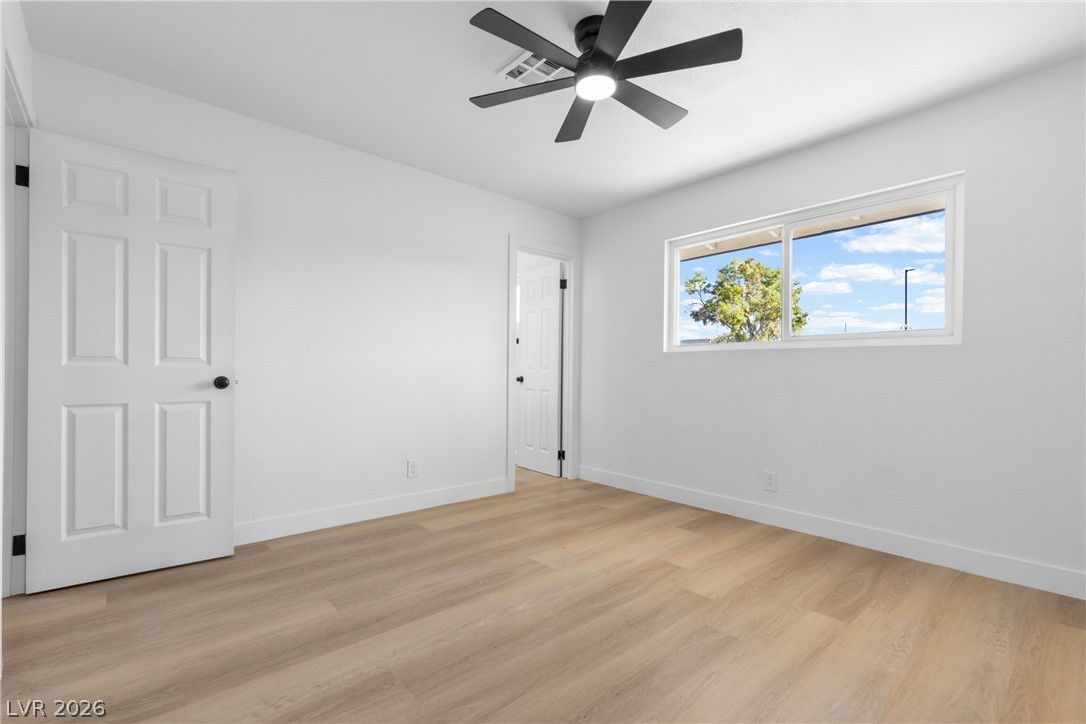 5900 Carmen Boulevard Property Photo 11