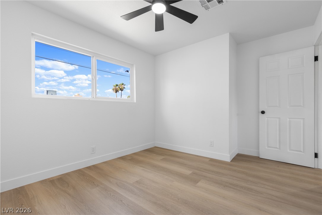 5900 Carmen Boulevard Property Photo 16
