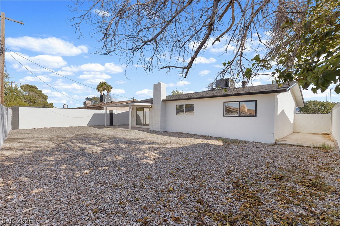 5900 Carmen Boulevard Property Photo 24