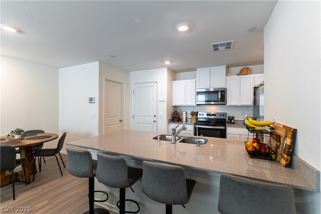 6168 Aster Garden Street Property Photo 2