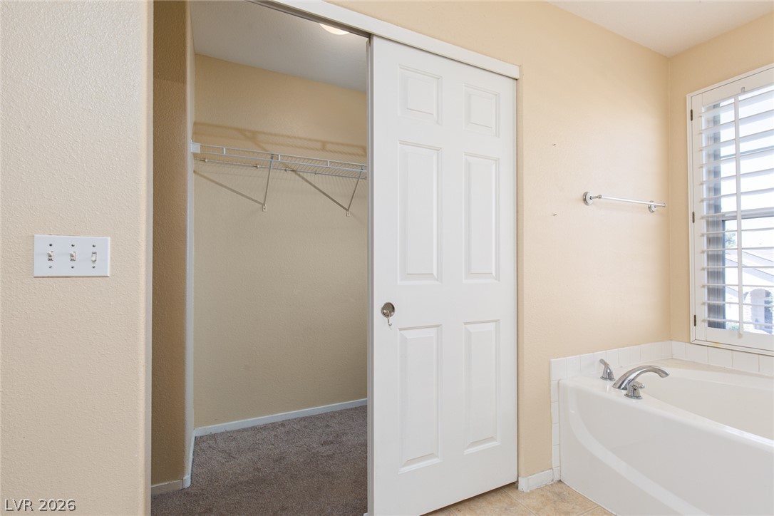 725 Smokey Mountain Avenue Property Photo 23