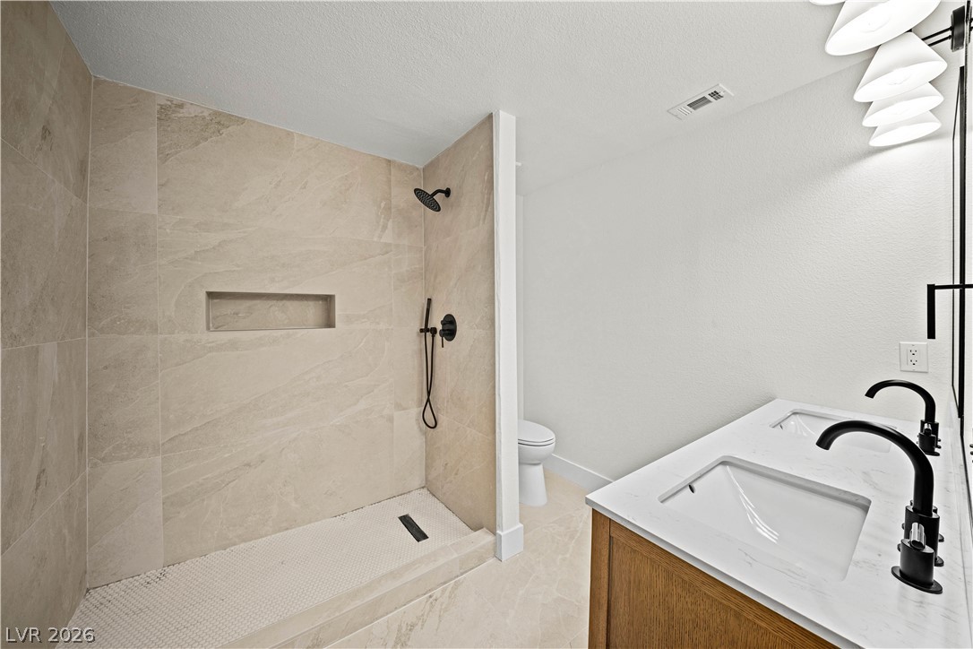 4378 Swandale Avenue Property Photo 13