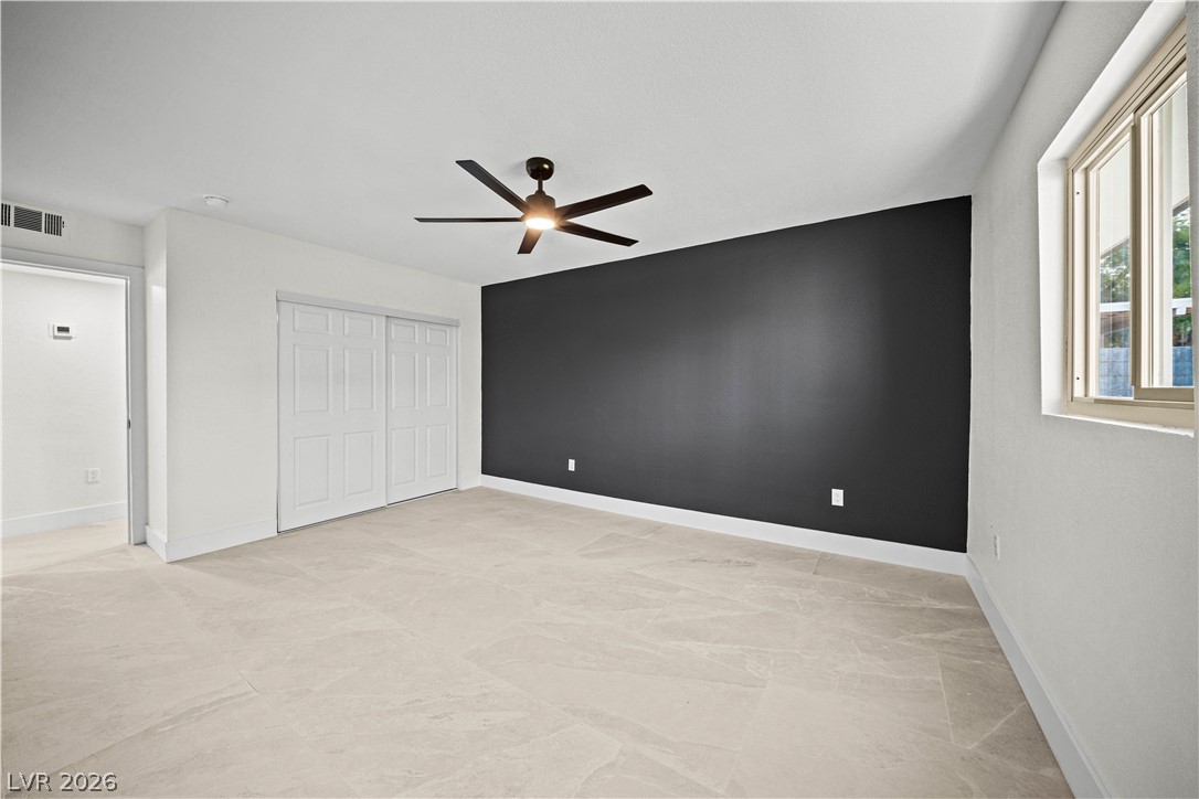 4378 Swandale Avenue Property Photo 15