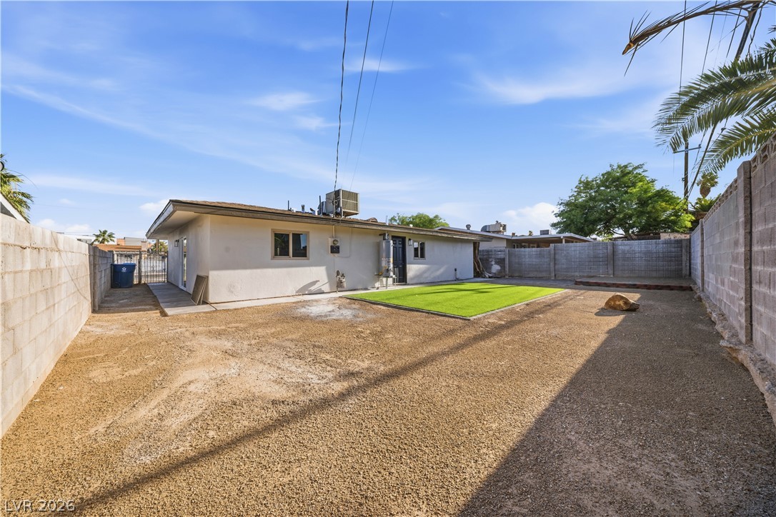 4378 Swandale Avenue Property Photo 27