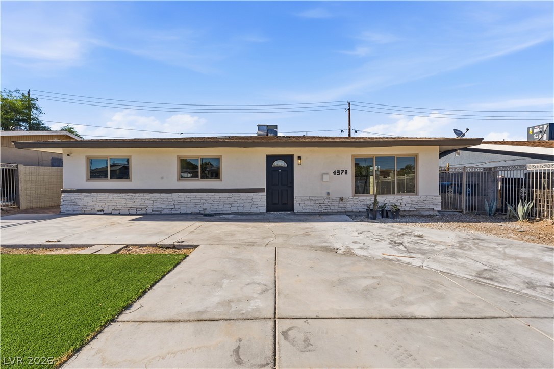 4378 Swandale Avenue Property Photo 28