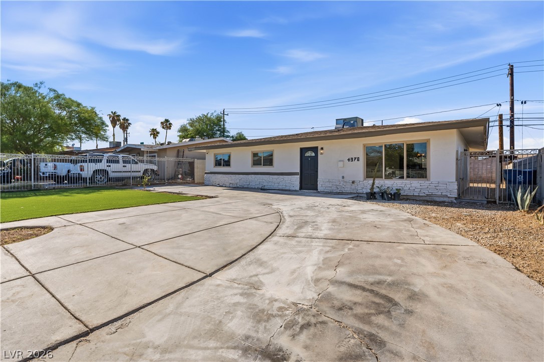 4378 Swandale Avenue Property Photo 30