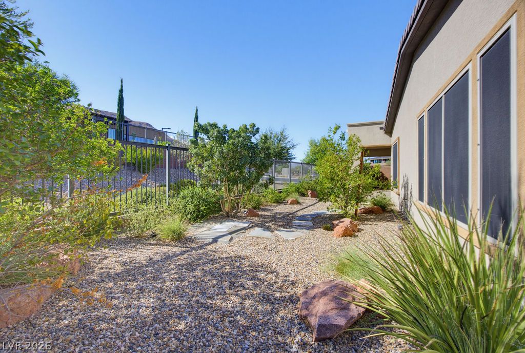 6759 Ivory Sage Street Property Photo 11