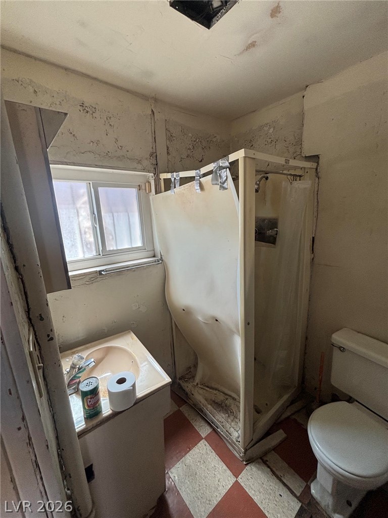 1821 Hoover Street Property Photo 8