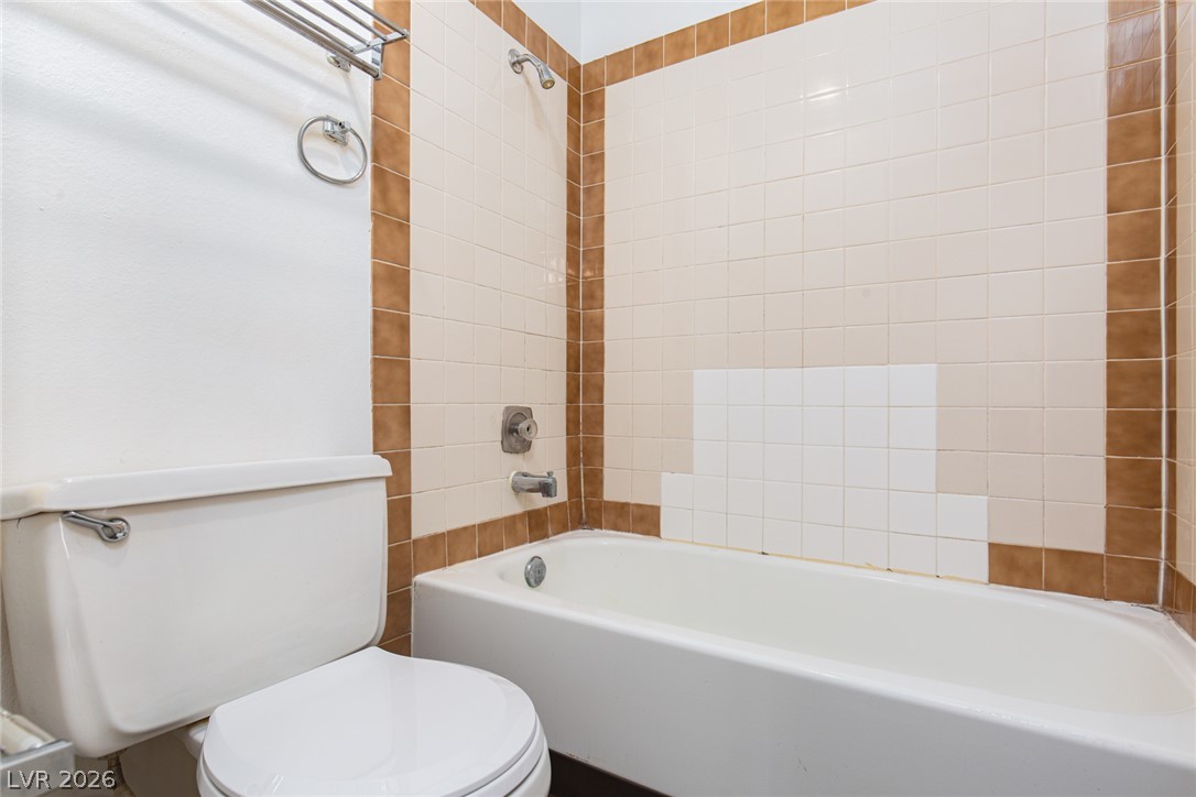 4600 University Center Drive 247 Property Photo 12