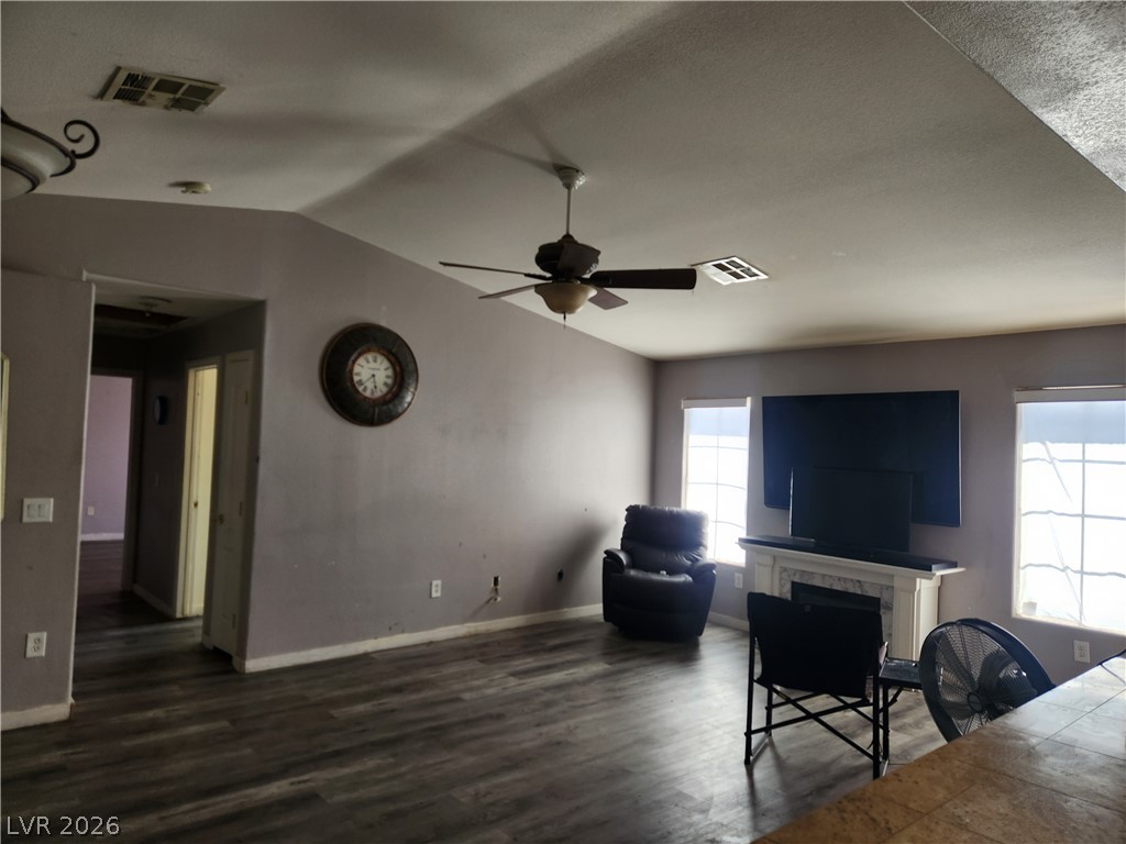 7250 Diamond Canyon Lane 202 Property Photo 4