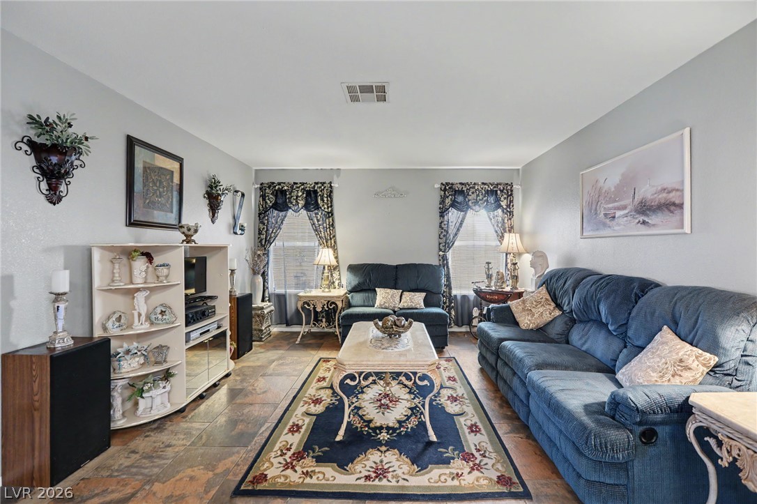 6574 Jordan River Drive Property Photo 8