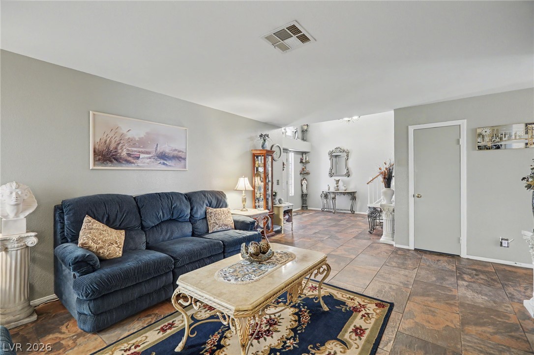 6574 Jordan River Drive Property Photo 10