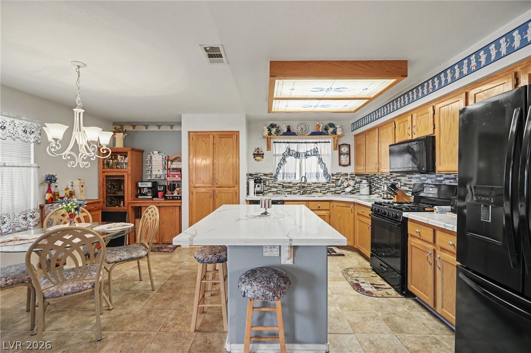 6574 Jordan River Drive Property Photo 12