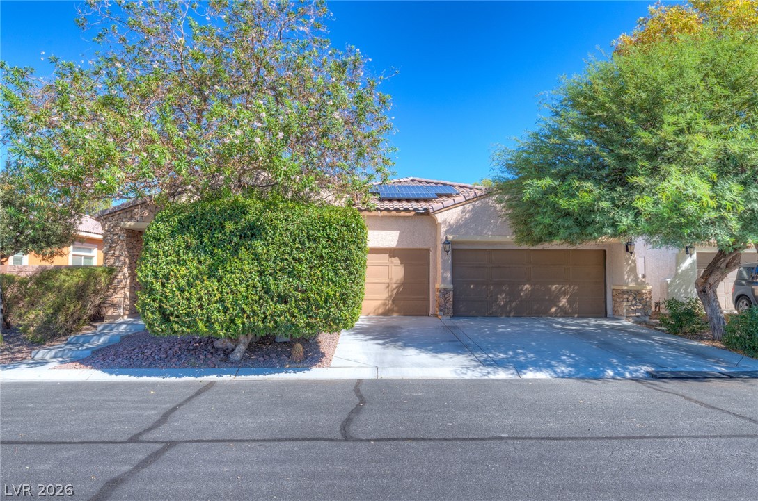 5734 Hoptree Drive Property Photo 2