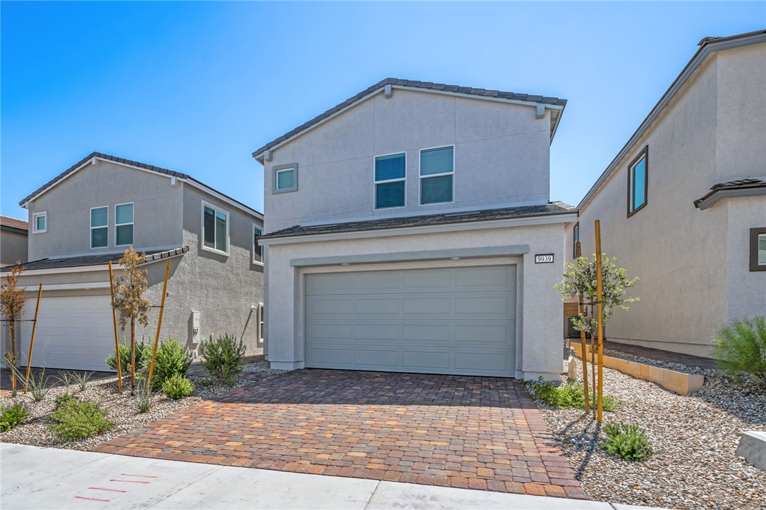 9939 Kimura Hills Avenue Property Photo 2