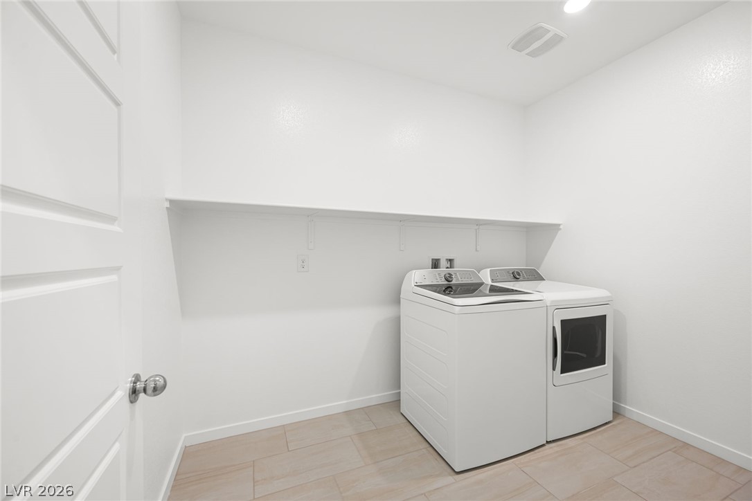 9939 Kimura Hills Avenue Property Photo 10