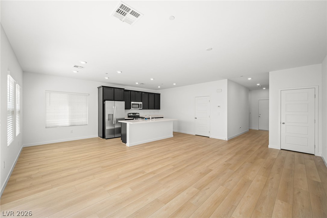 9939 Kimura Hills Avenue Property Photo 19