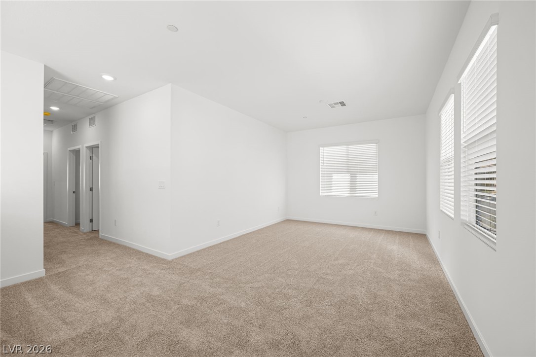 9939 Kimura Hills Avenue Property Photo 28