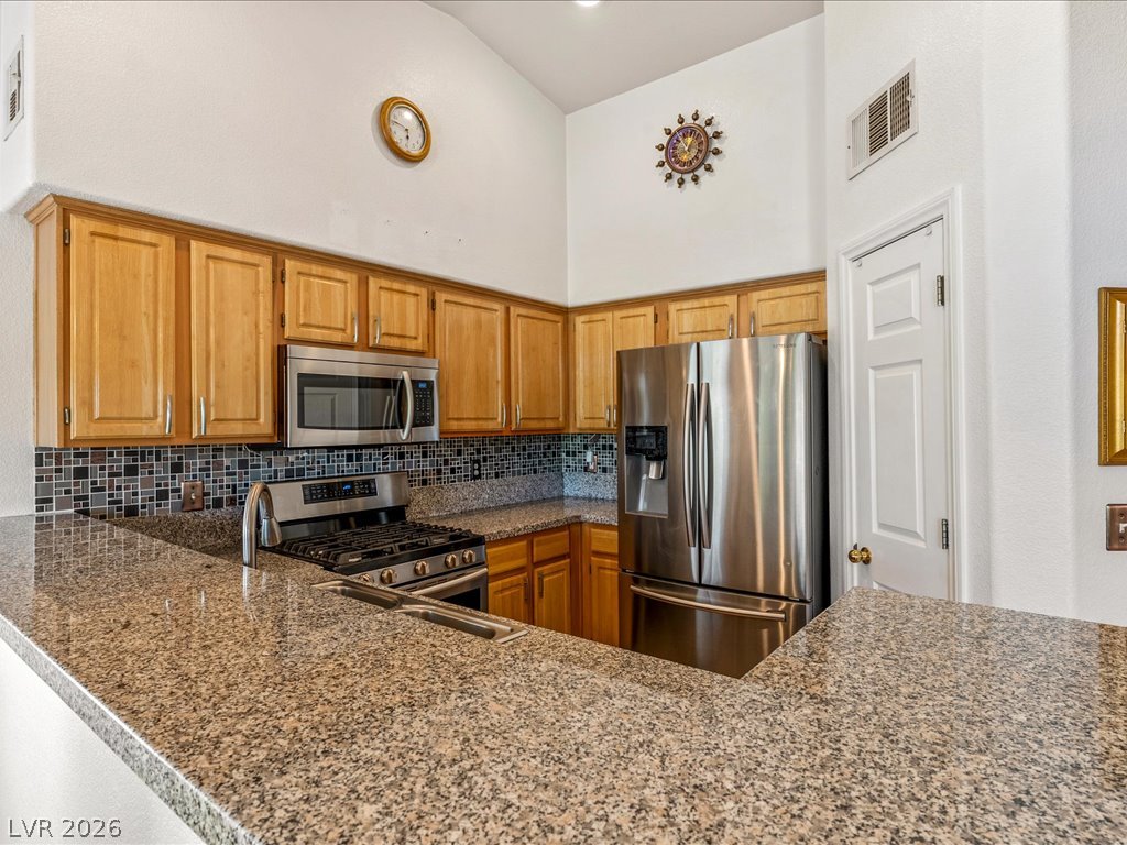 4920 Black Bear Road 204 Property Photo 15
