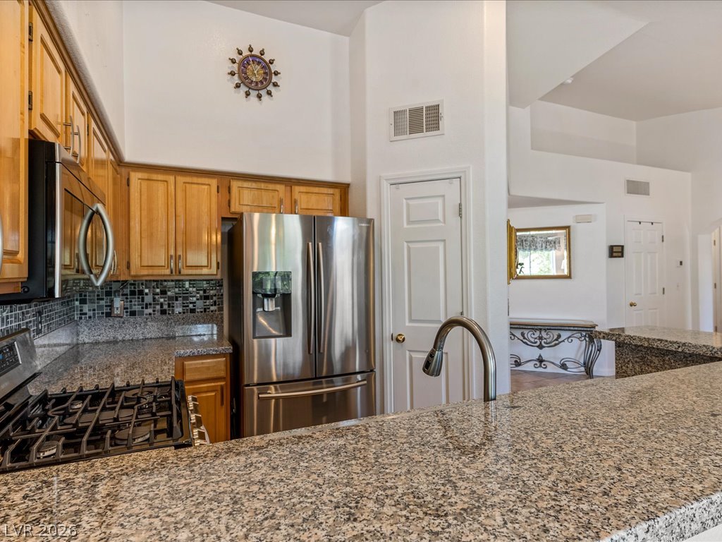 4920 Black Bear Road 204 Property Photo 16