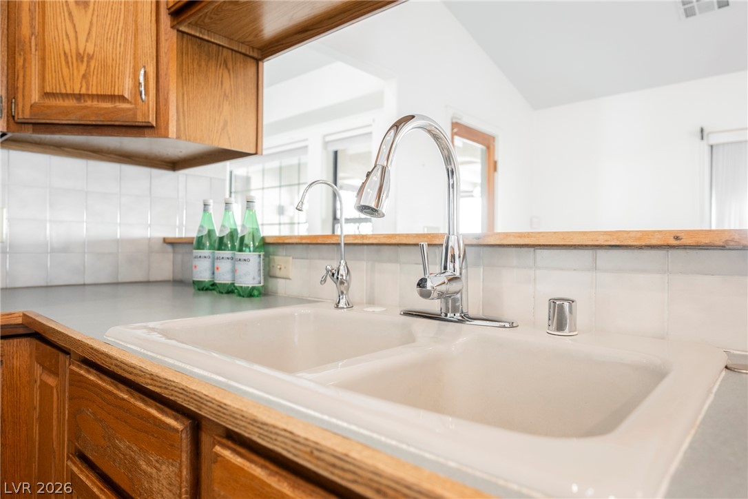 1109 Halite Court Property Photo 12
