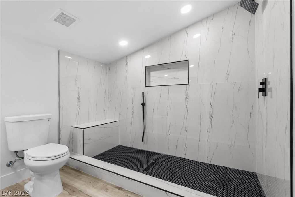 655 F Avenue Property Photo 4