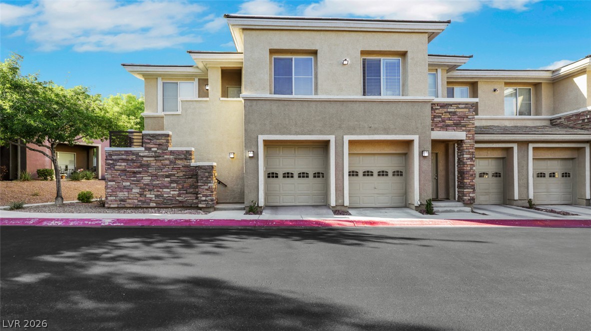 721 PEACHY CANYON Circle 201 Property Photo 1