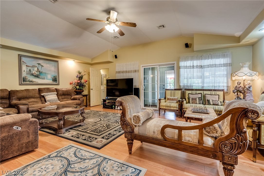 3877 Platis Circle Property Photo 31