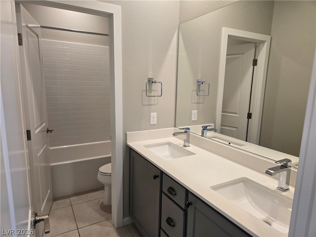 8242 Skye Territory Street Property Photo 38