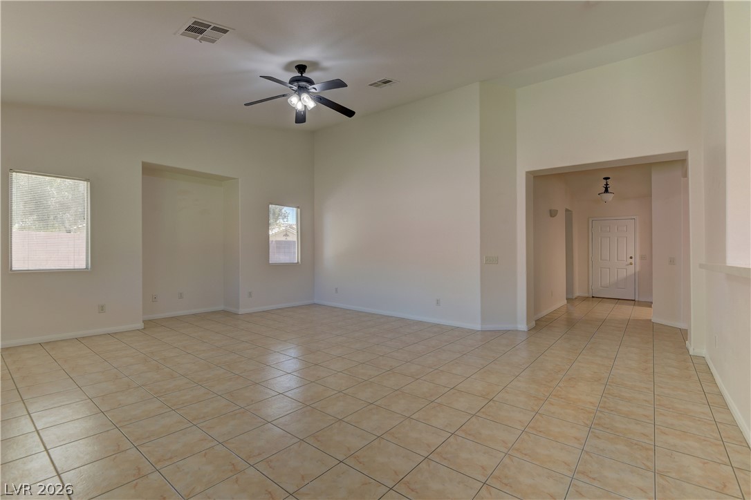 5488 Apron Court Property Photo 3
