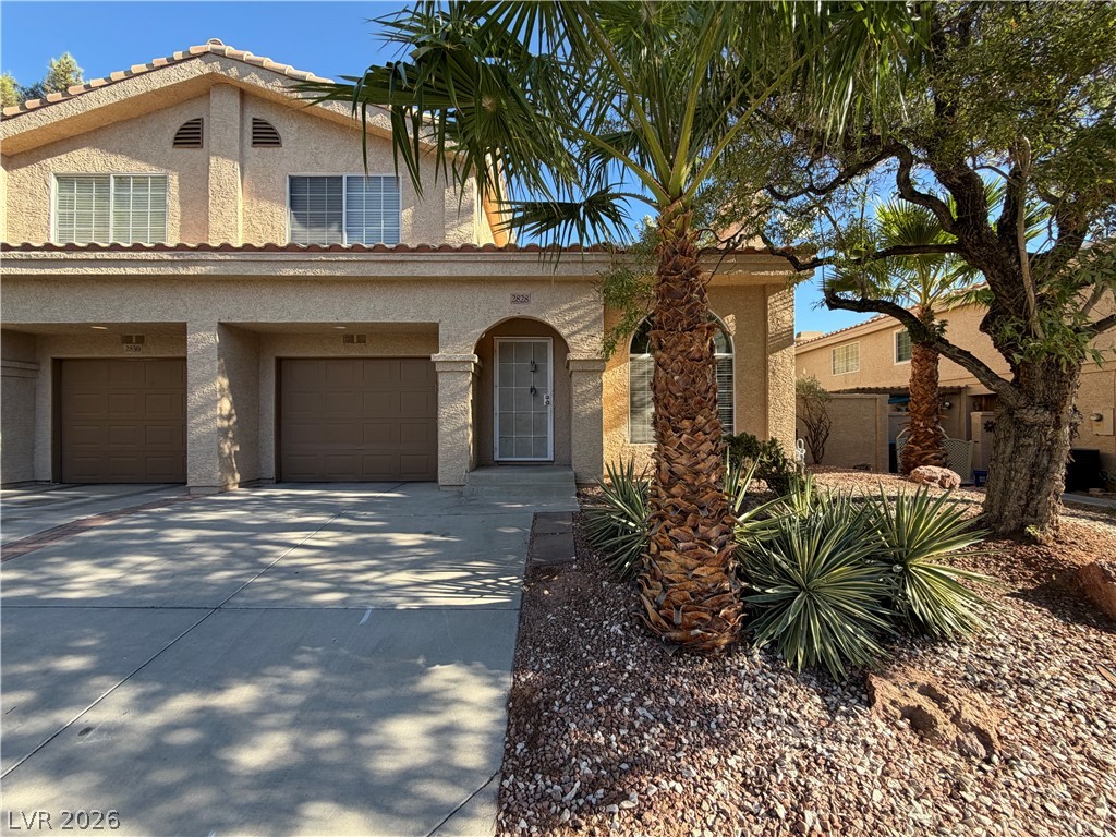 2828 Briar Knoll Drive Property Photo 1