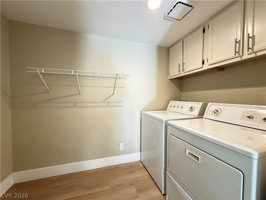 2828 Briar Knoll Drive Property Photo 8