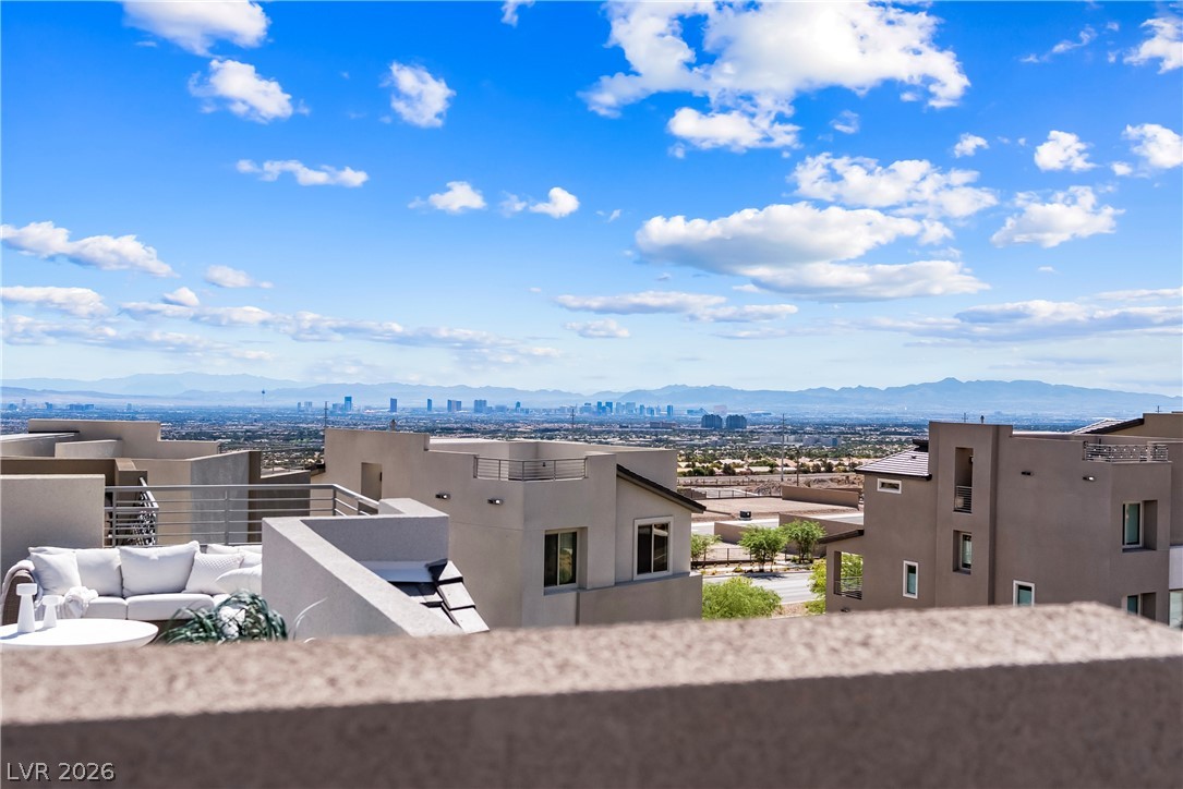 11568 Midnight Melody Avenue Property Photo 1