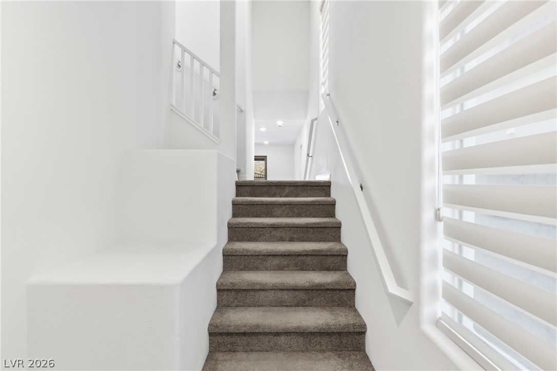 11568 Midnight Melody Avenue Property Photo 10
