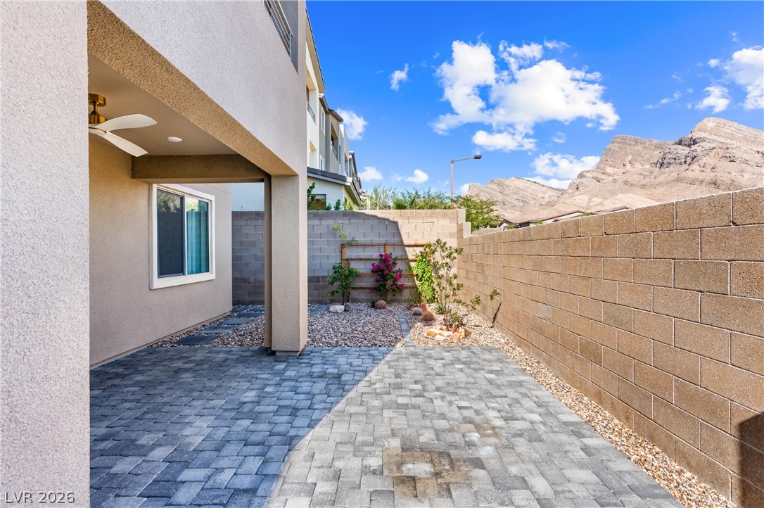 11568 Midnight Melody Avenue Property Photo 56