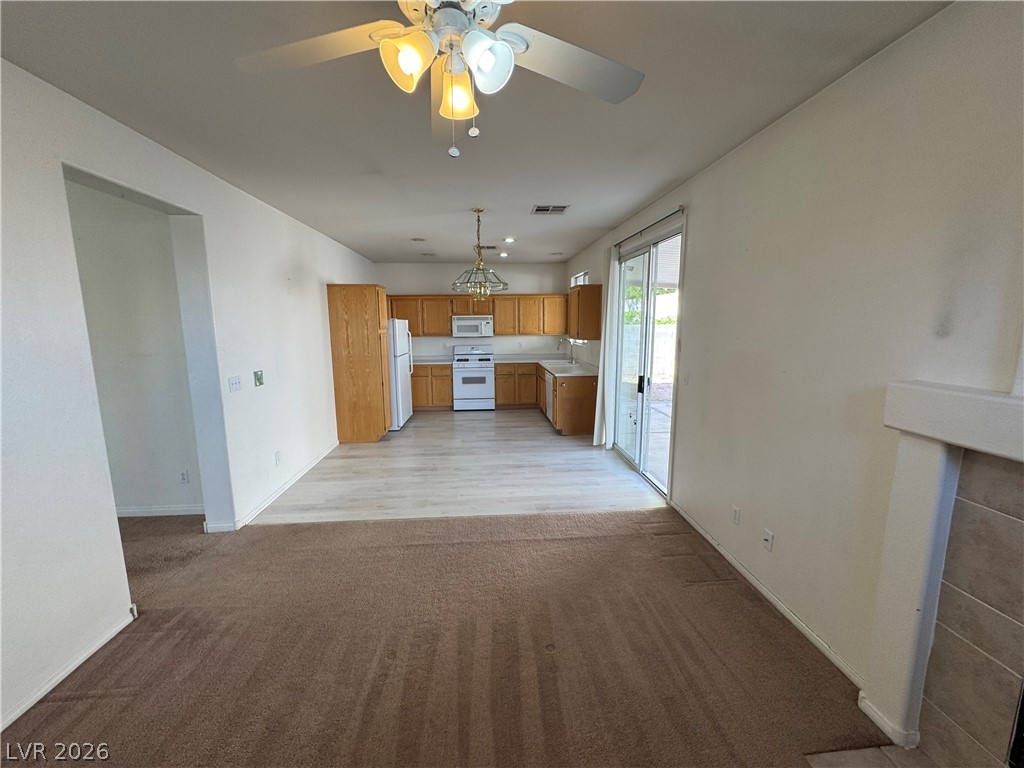 1084 Sage Valley Court Property Photo 8