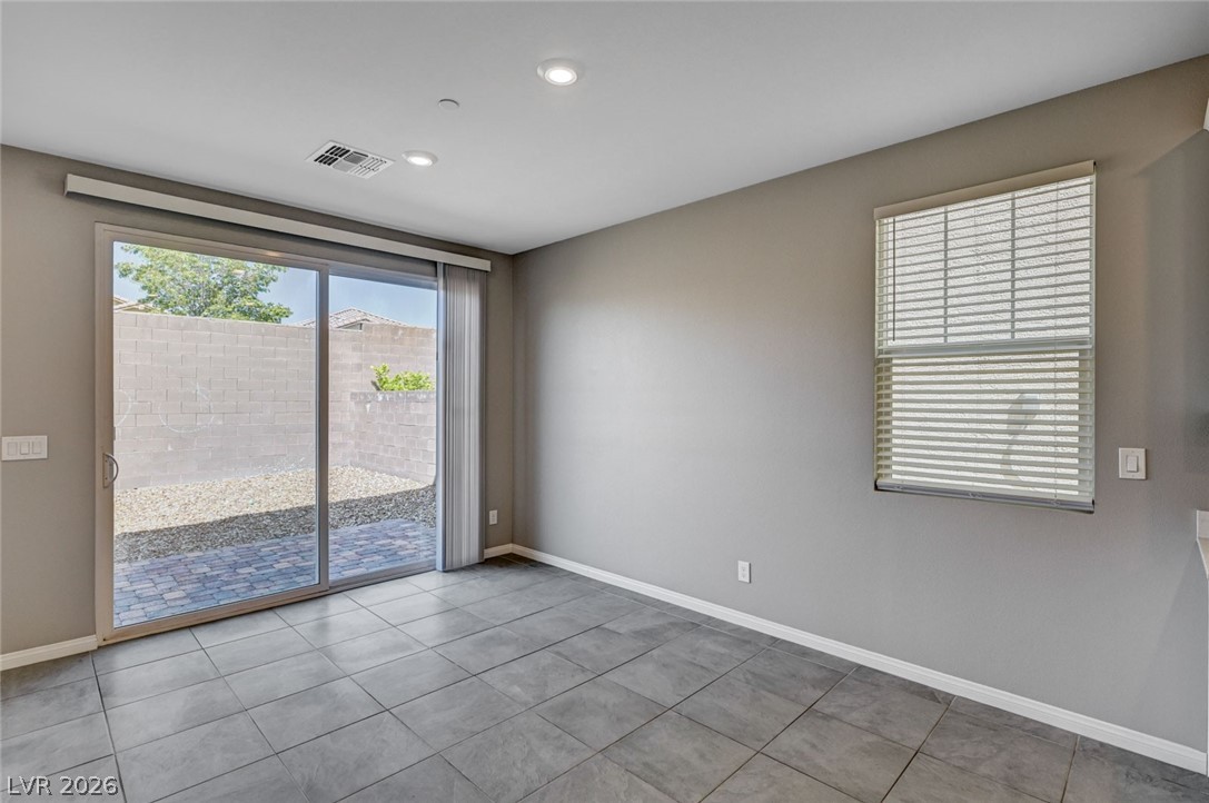 2570 Ofanto Street Property Photo 7