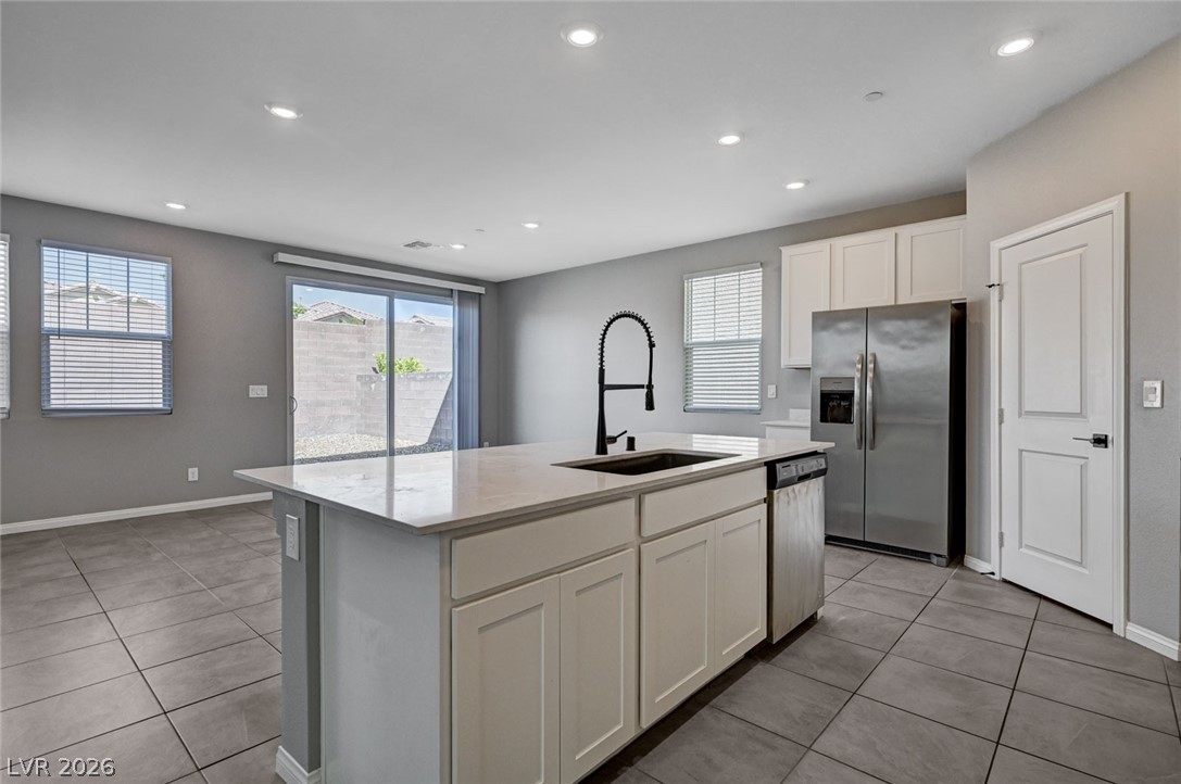 2570 Ofanto Street Property Photo 20