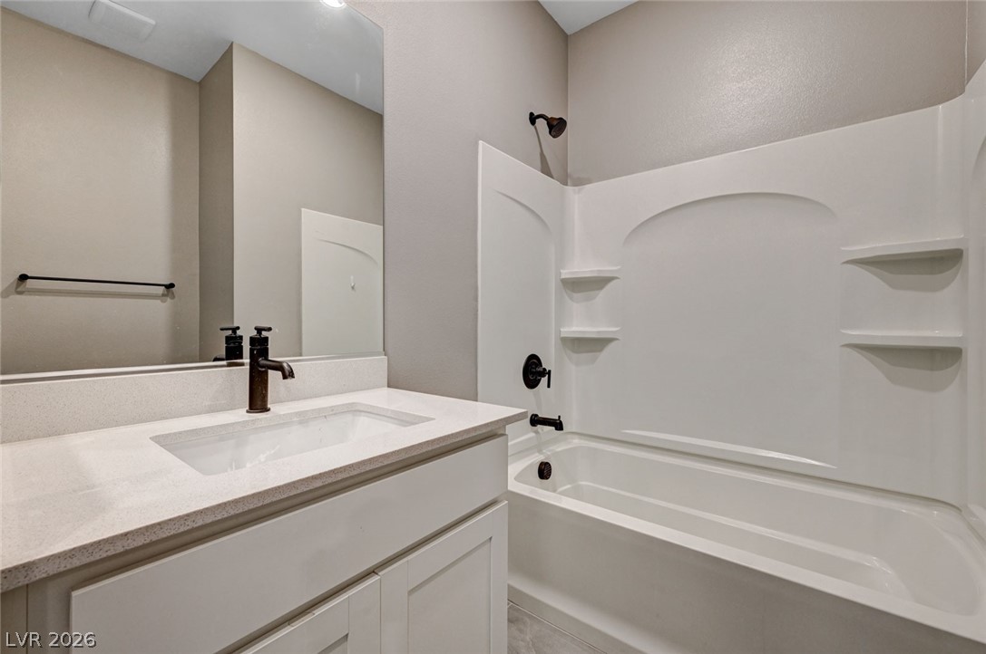 2570 Ofanto Street Property Photo 22