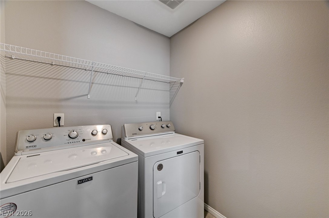 2570 Ofanto Street Property Photo 28