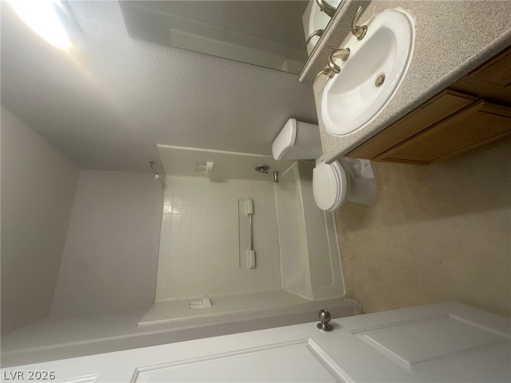 4730 East Craig Road 1073 Property Photo 8