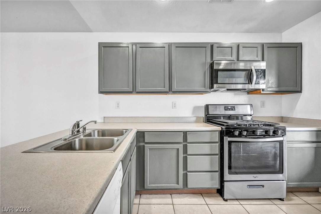 6677 Churnet Valley Avenue Property Photo 13