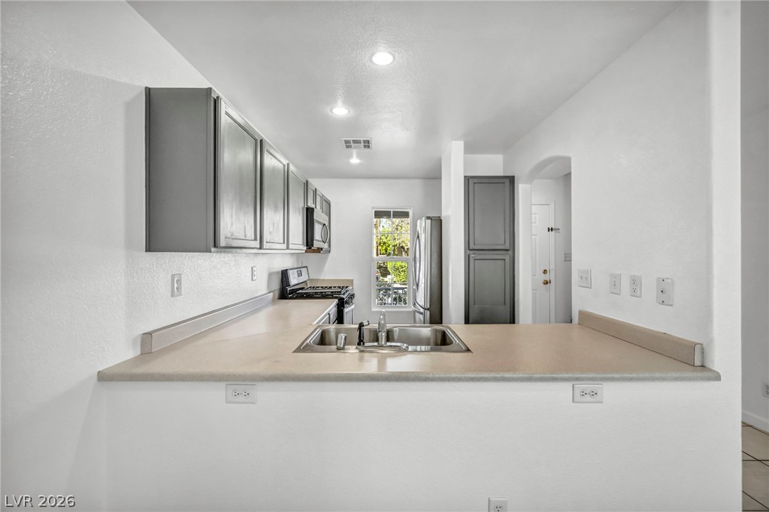 6677 Churnet Valley Avenue Property Photo 14
