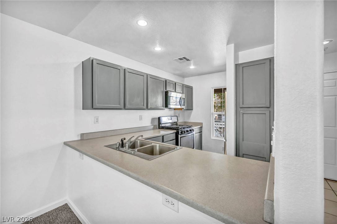 6677 Churnet Valley Avenue Property Photo 16